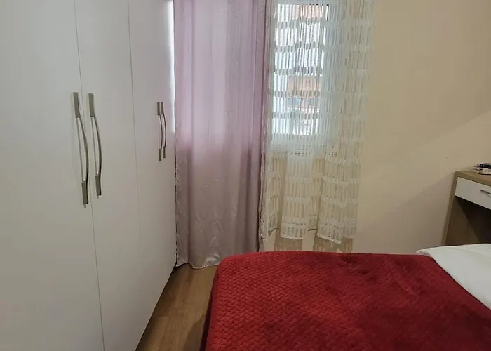 Apartment Ajla Komuna Apartament