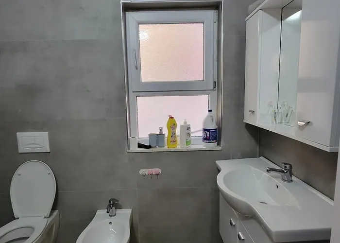 Apartment Ajla Komuna Apartament Tirana