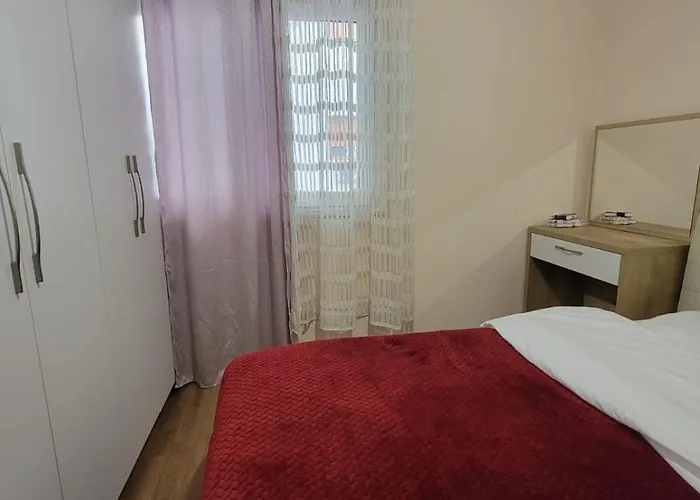 Ajla Komuna Apartament * Tirana